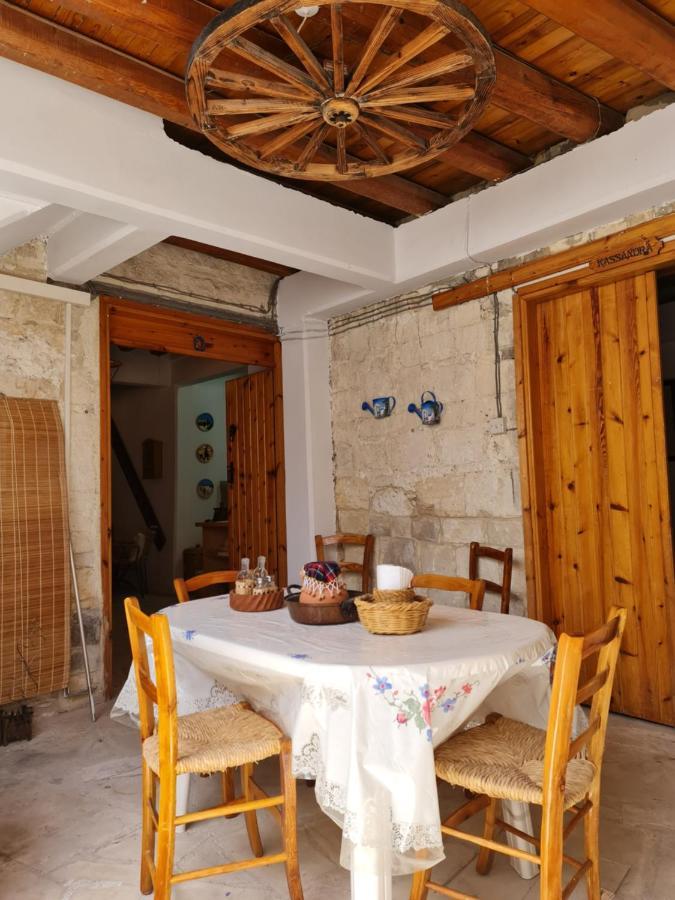 Kassandras Place In Village * Όμοδος