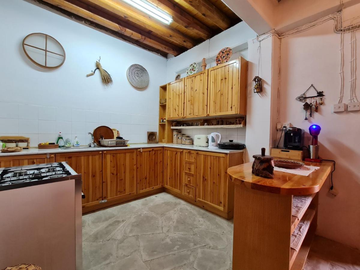 Kassandras Place In Village
